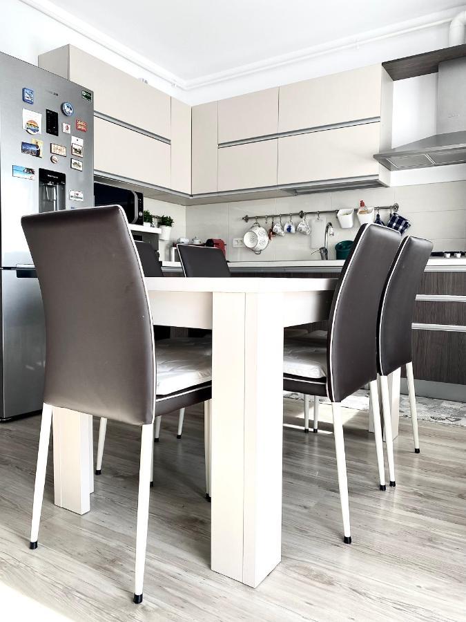 Nataly'S House Apartment Brasov Ngoại thất bức ảnh